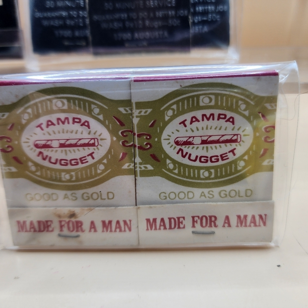 Vintage Matchbooks Lot Cigar Laundry Dry Cleaning Native Art Bank Matches - Picture 3 of 7